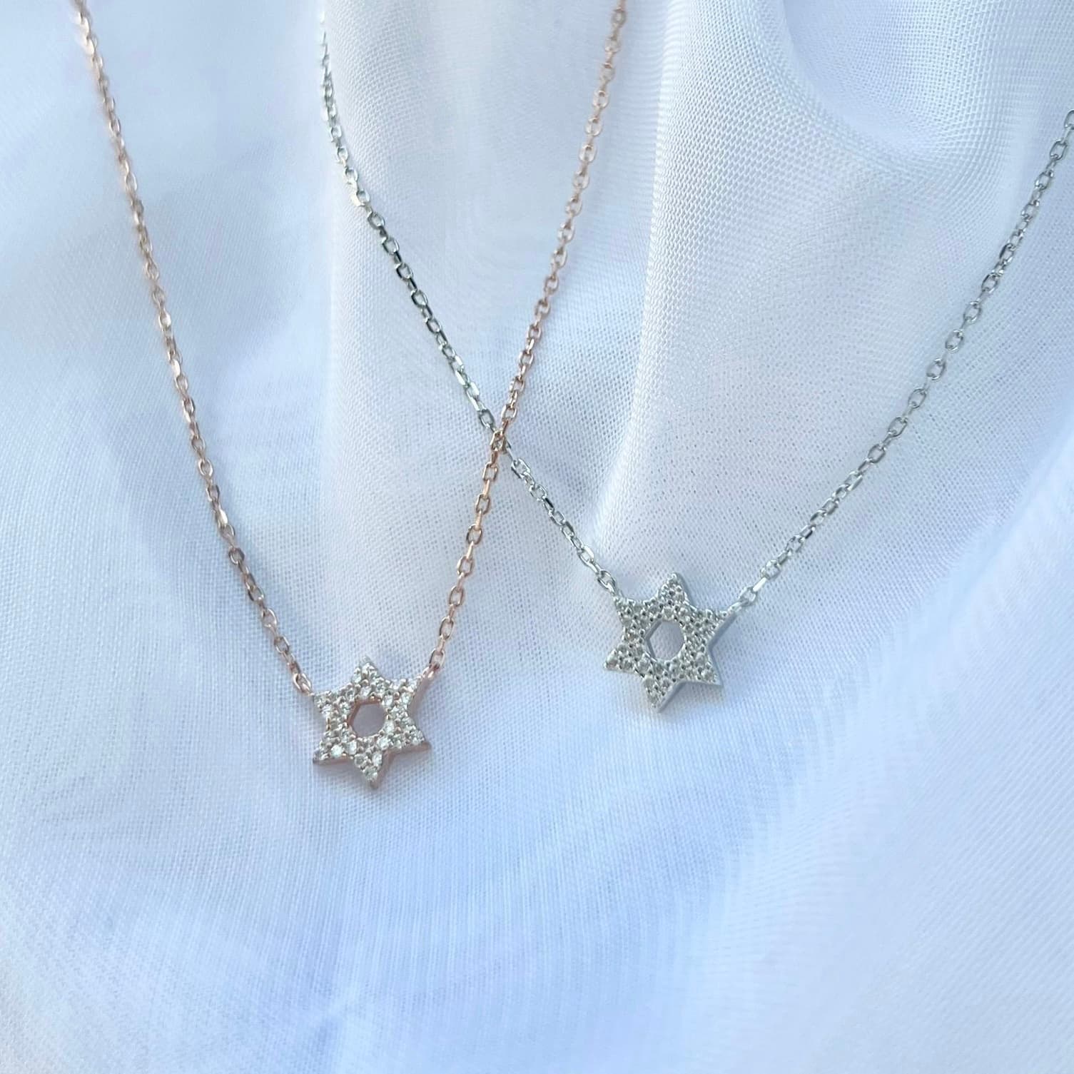 שרשרת מגן דוד מיני משובץ 3