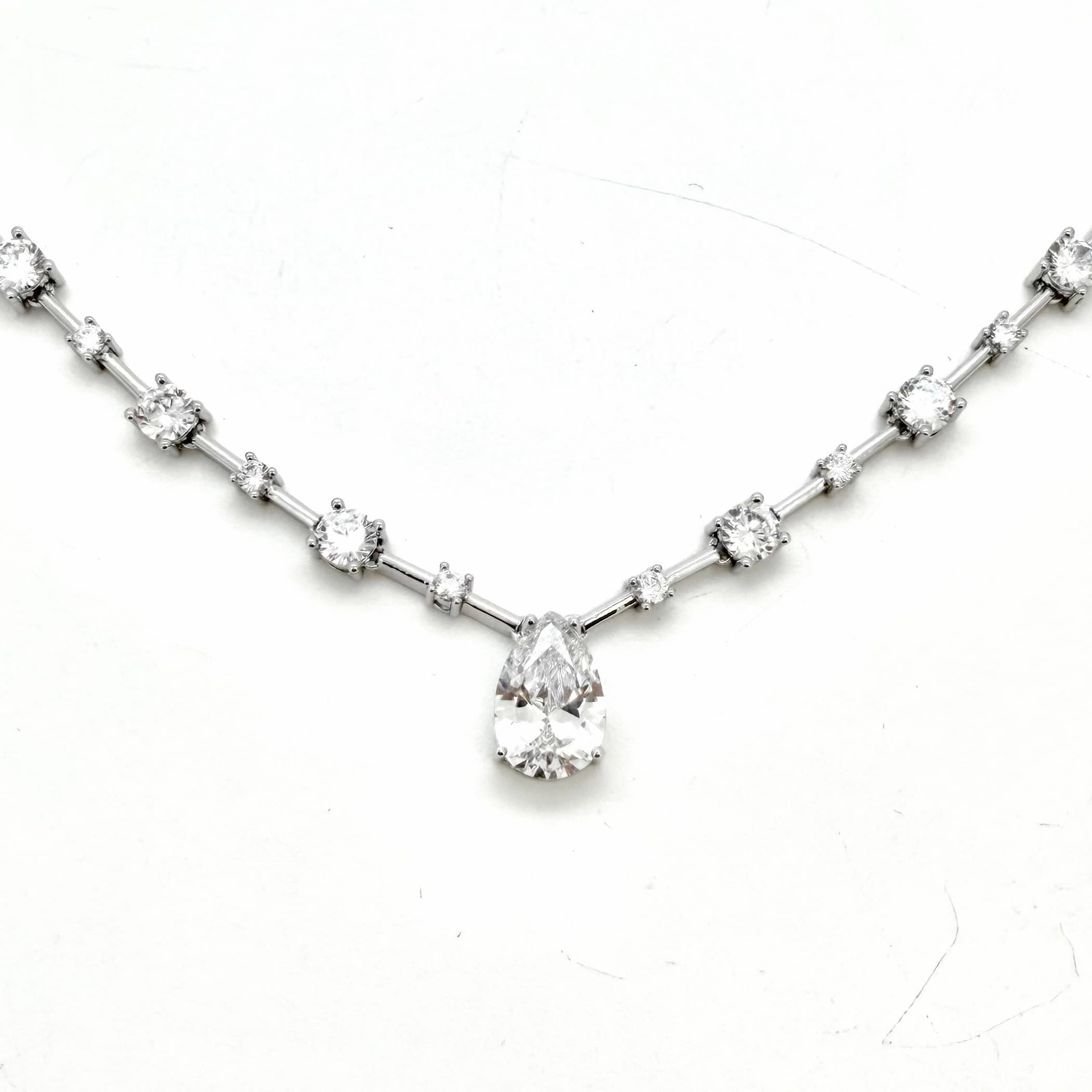 שרשרת טיפה יולי 5